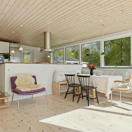 With Views Over Arreso * Frederiksværk